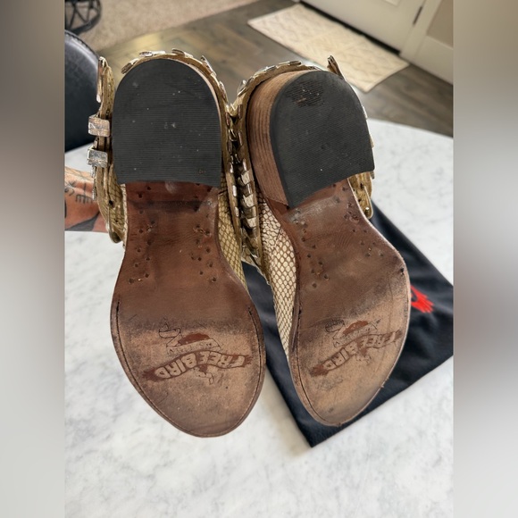 Freebird Blade Western Booties Cream Embossed Leather Size 9 - Picture 7 of 9